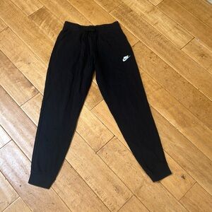 Nike joggers